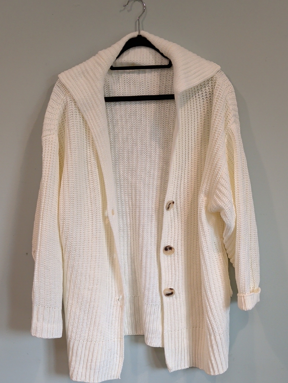 Efan Oversized Cream Knit Button-Up Cardigan Sweater M